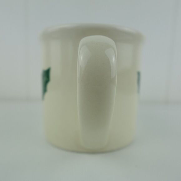 Eddie Bauer Exclusive Holly and Berry Christmas Coffee Mug Cup - Picture 4 of 8